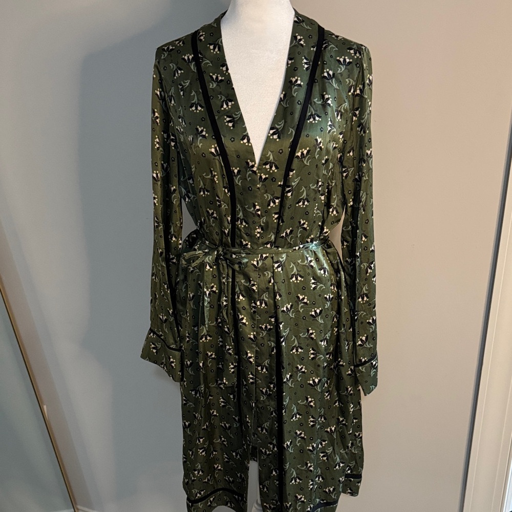 Morgan Lane Olive Satin Floral Robe with Black Trim